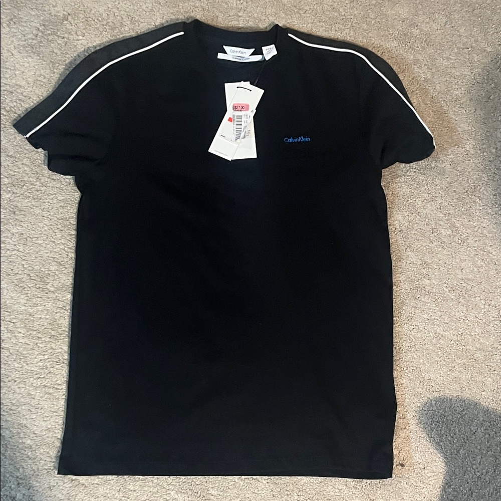 KIDS 🧒 Calvin Klein Black Tee with White Accents